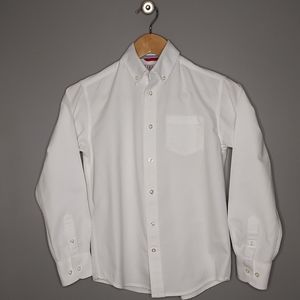 Izod, size youth medium 10/12, long sleeve, 100% cotton, button down shirt